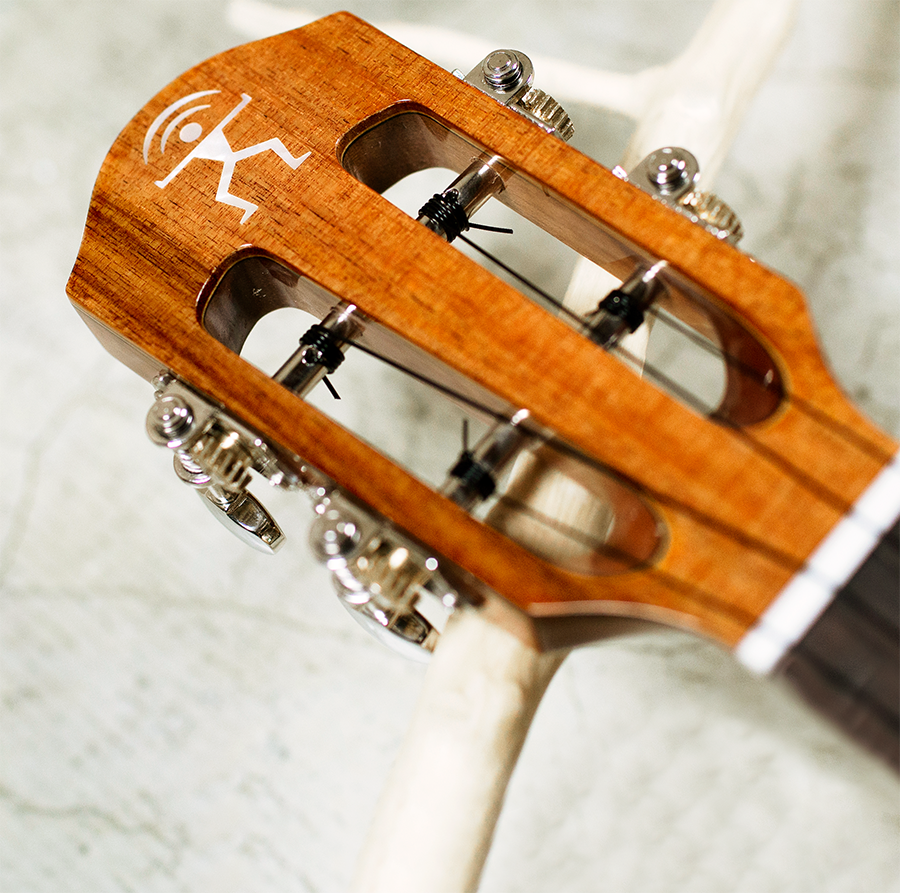 aNueNue AKK Hawaiian Koa Series AKK3 | Tenor Ukulele